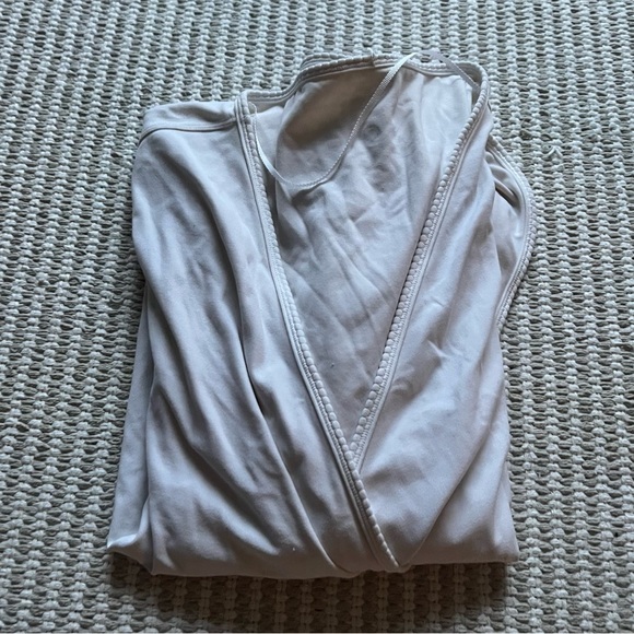 Lululemon Full Freedom Long Sleeve - Picture 9 of 9